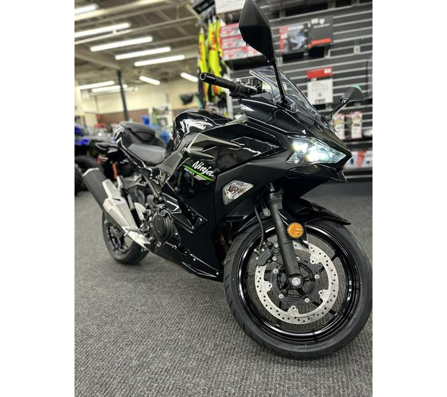 2024 Kawasaki Ninja® 500