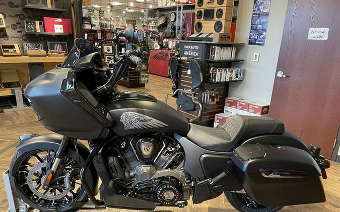 2025 Indian Challenger Dark Horse 112 W/Powerband Audio Blac