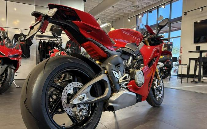 2025 Ducati Panigale V4 S Panigale V4 S