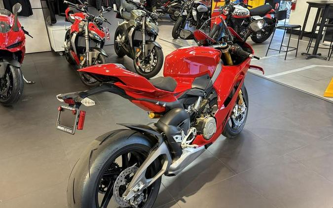 2025 Ducati Panigale V4 S Panigale V4 S