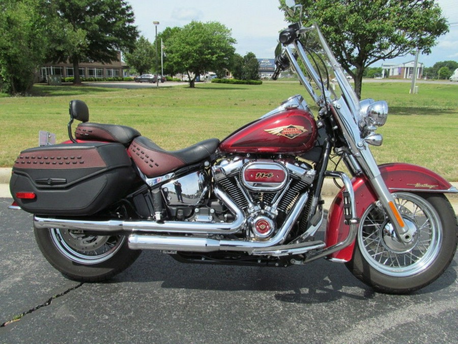 2023 Harley-Davidson FLHCSANV - Heritage Classic Anniversary Edition