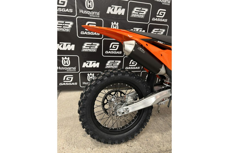 2027 KTM 250 XC-F