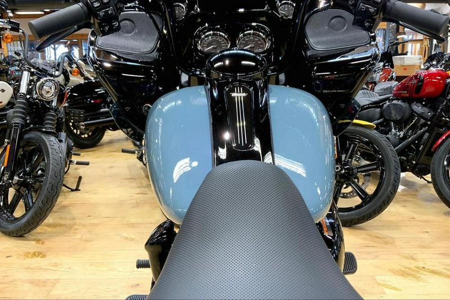 2024 Harley-Davidson® FLTRT - Road Glide® 3