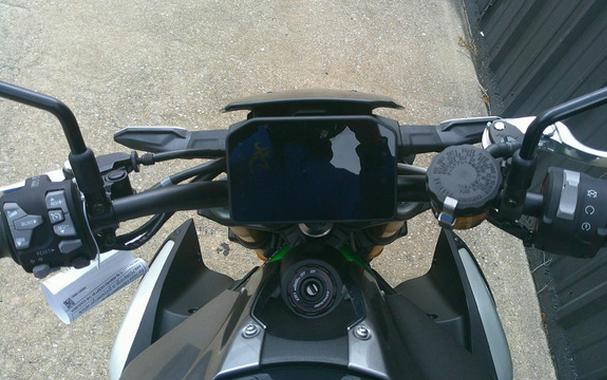 2025 Kawasaki Z900 SE ABS