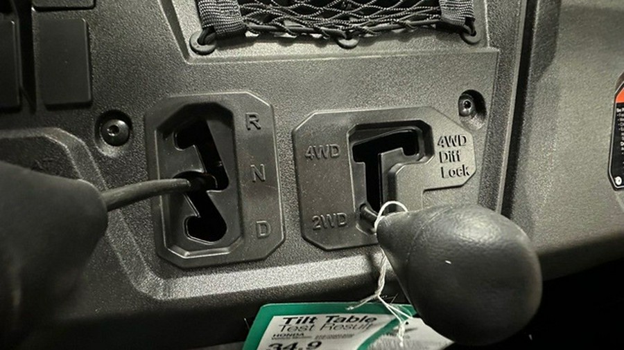 2026 Honda Pioneer 700 Deluxe