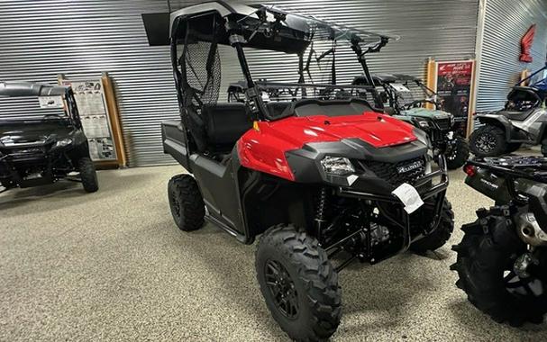 2026 Honda Pioneer 700 Deluxe