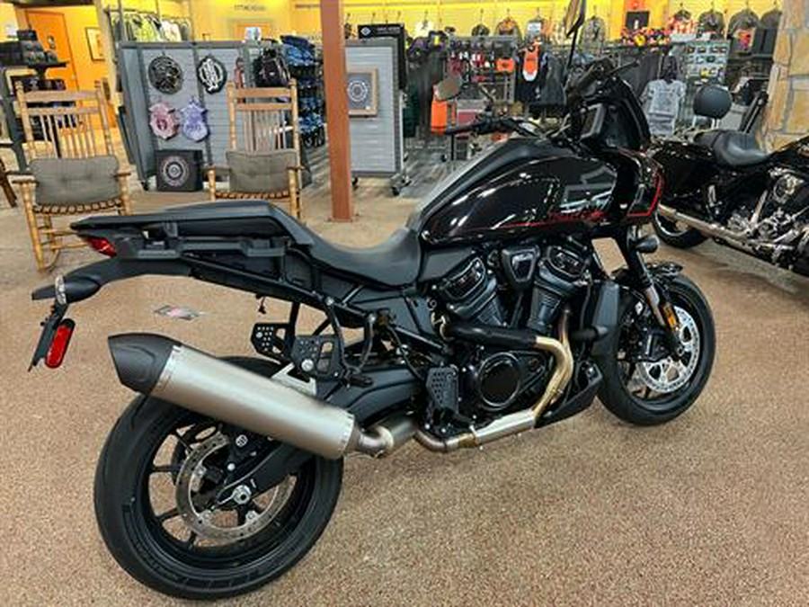 2025 Harley-Davidson Pan America® 1250 ST
