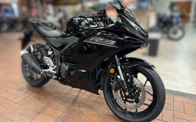 2026 Yamaha YZF-R3 ABS
