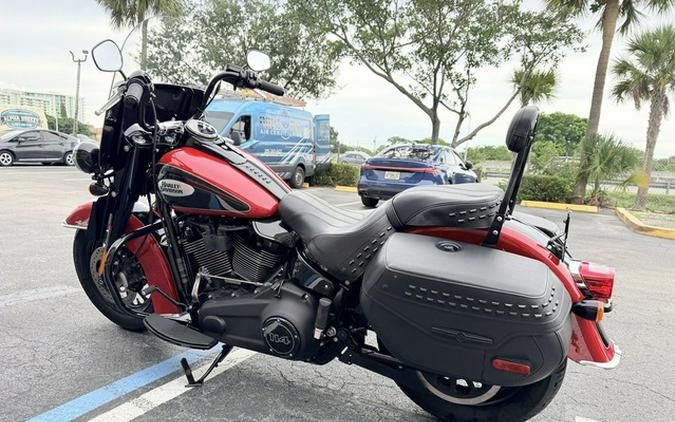 2022 Harley-Davidson Softail FLHCS - Heritage Classic 114