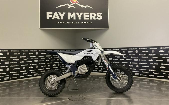2027 HUSQVARNA EE 5 - 040237Q