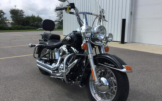 2015 Harley-Davidson® FLSTC - Heritage Softail® Classic