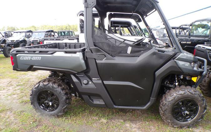 2024 Can-Am® Defender XT HD7