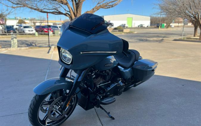 2024 Harley-Davidson® Street Glide® Sharkskin Blue - Black Finish