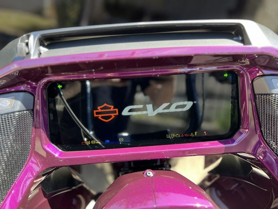 2025 Harley-Davidson FLTRXSE - CVO Road Glide