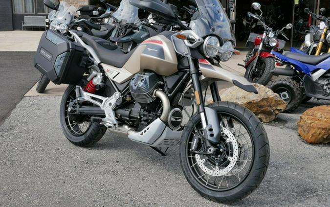 2026 Moto Guzzi V85 TT Travel