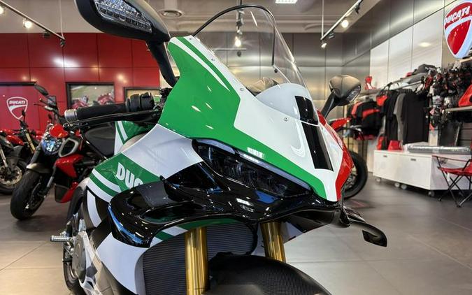 2025 Ducati Panigale V4 Tricolore