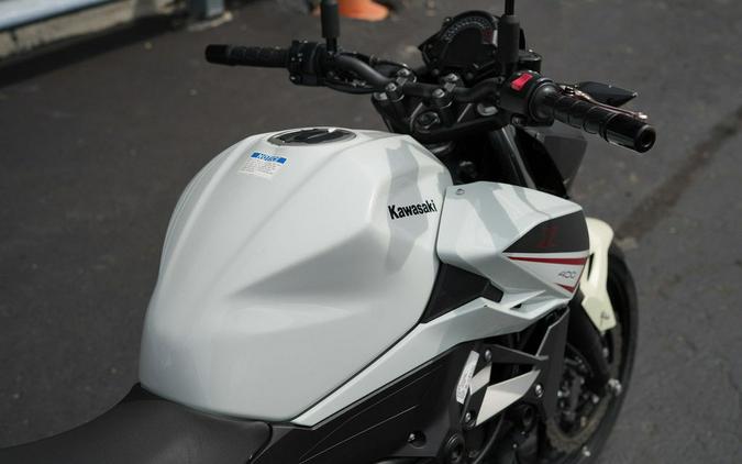 2022 Kawasaki Z400 ABS