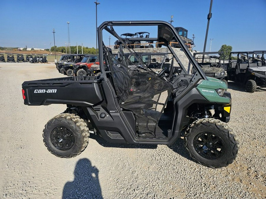 2025 Can-Am Defender DPS HD9 Compass Green