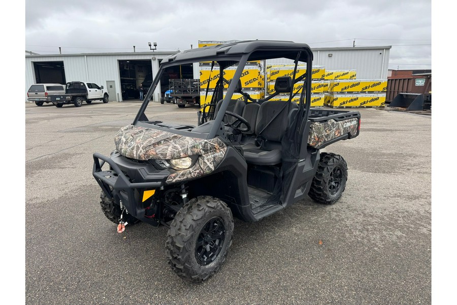2024 Can-Am DEF XT HD7