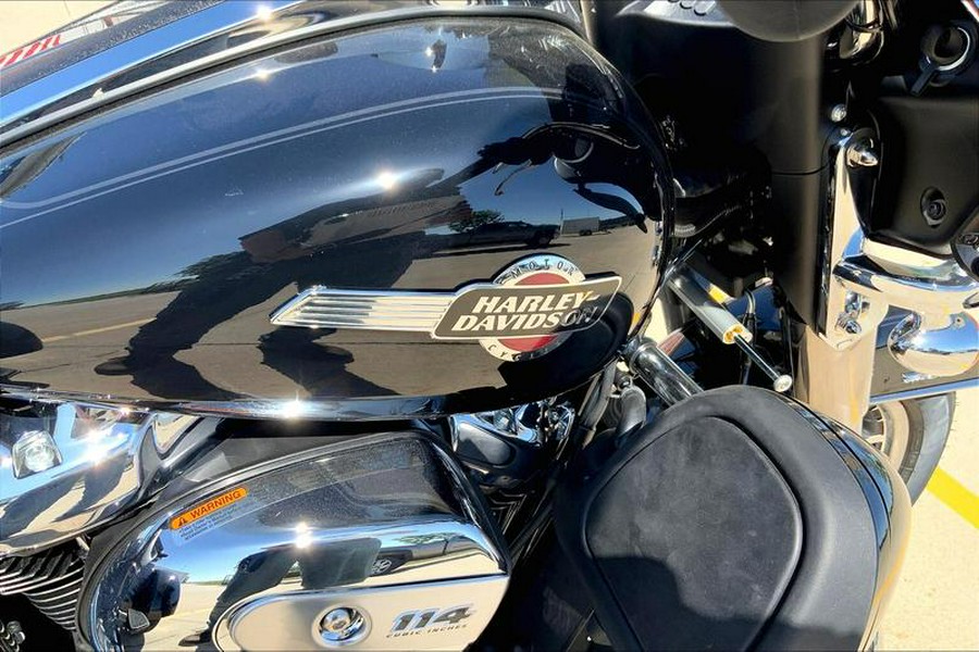 2024 Harley-Davidson® FLHTCUTG - Tri Glide® Ultra