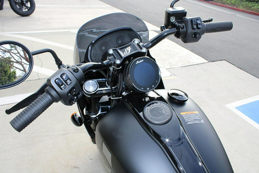 2026 Indian Motorcycle® Sport Chief RT Black Smoke