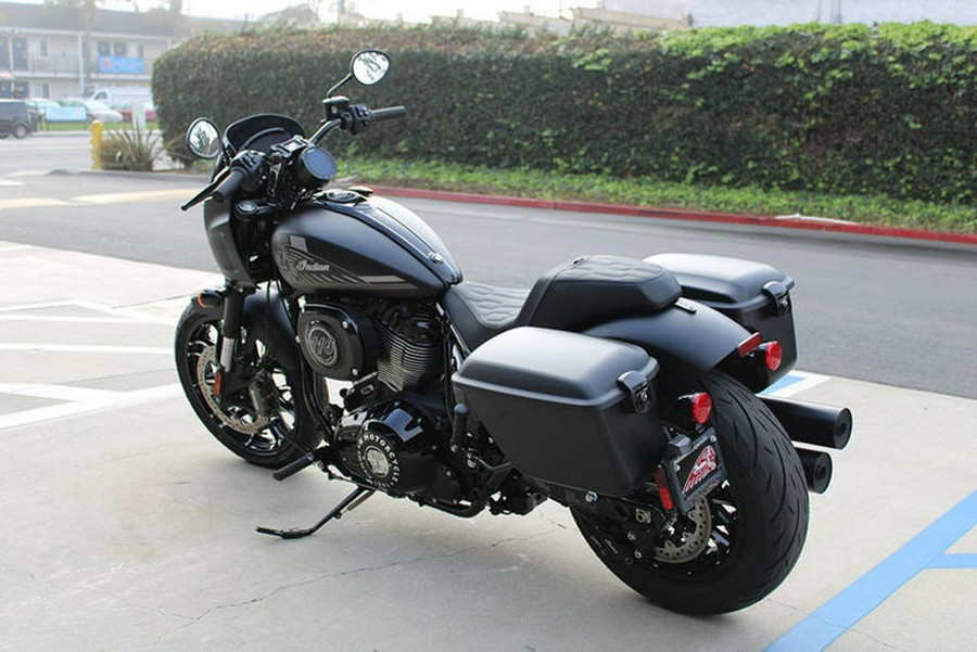 2026 Indian Motorcycle® Sport Chief RT Black Smoke