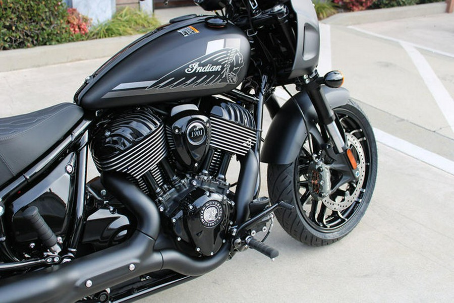 2026 Indian Motorcycle® Sport Chief RT Black Smoke