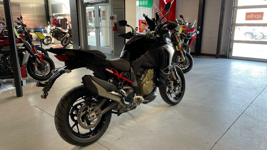 2025 Ducati Multistrada V4 S *DEMO*