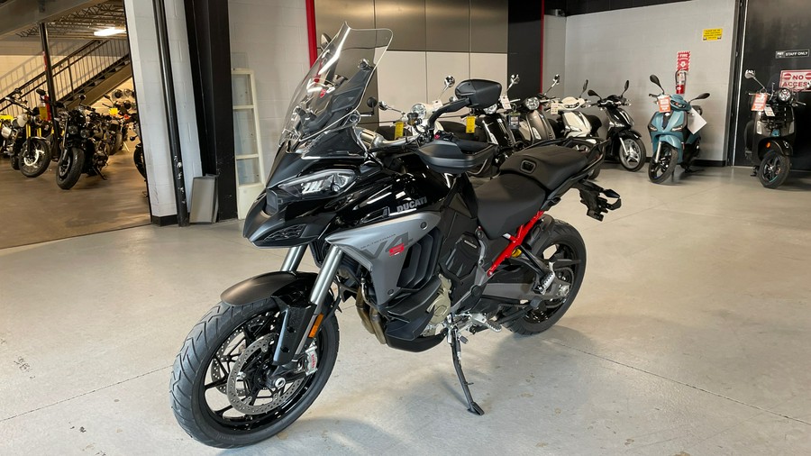 2025 Ducati Multistrada V4 S *DEMO*