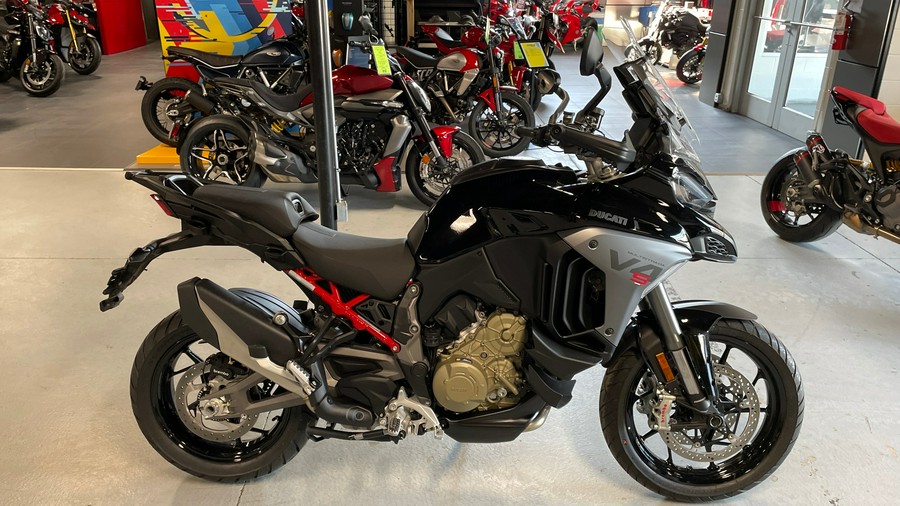 2025 Ducati Multistrada V4 S *DEMO*