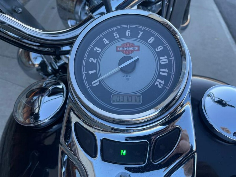 2013 Harley-Davidson® FLSTC - Heritage Softail® Classic