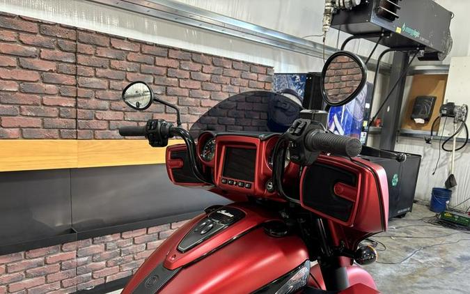 2021 Indian Motorcycle® Chieftain® Dark Horse® Ruby Smoke