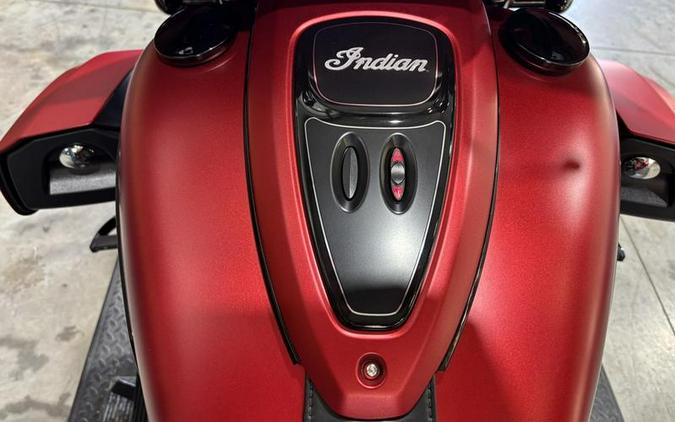 2021 Indian Motorcycle® Chieftain® Dark Horse® Ruby Smoke