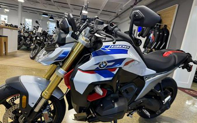 2026 BMW R 1300 R