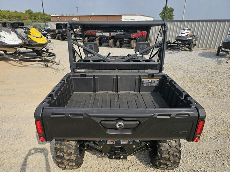 2025 Can-Am Defender DPS HD7