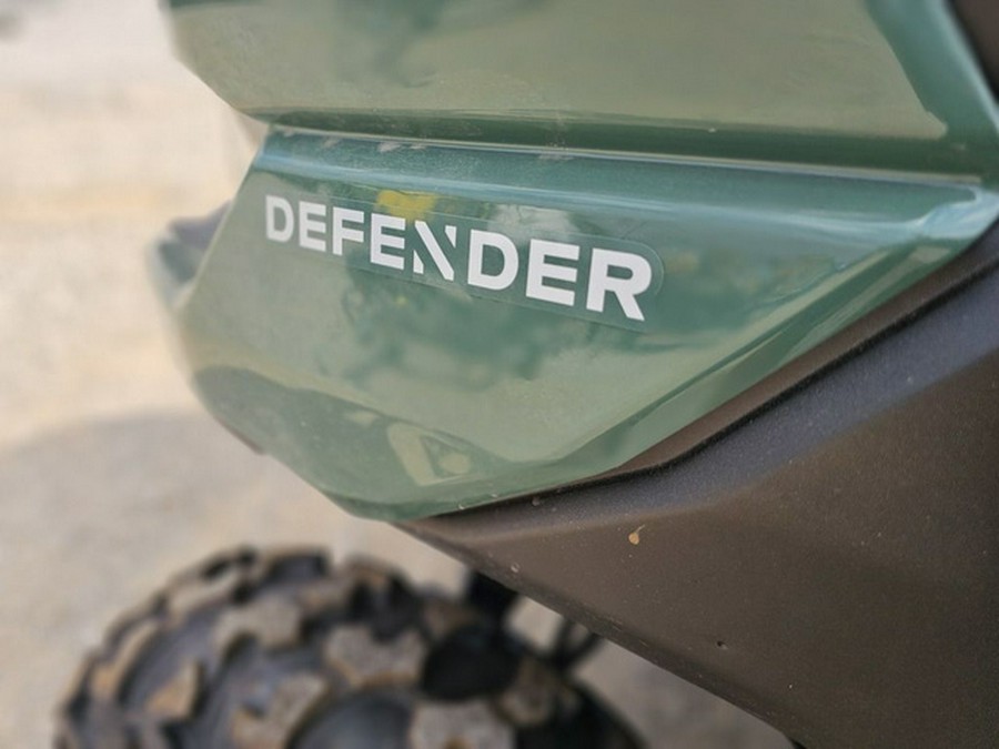 2025 Can-Am Defender DPS HD7