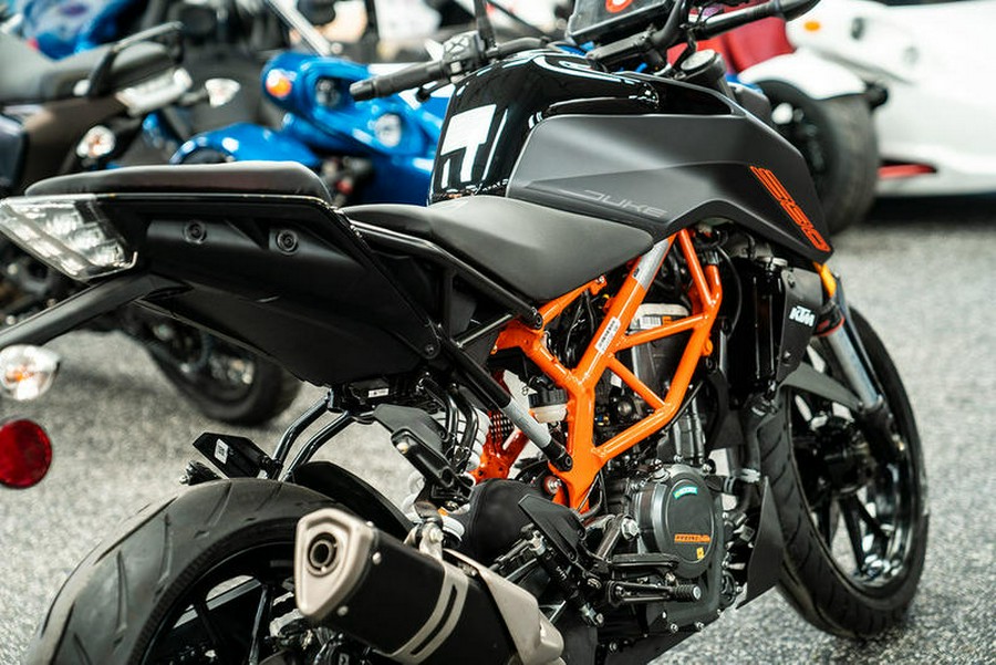 2023 KTM 390 Duke