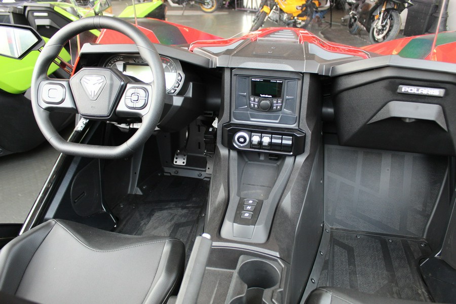 2025 Slingshot Slingshot S (AutoDrive)