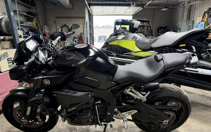 2017 Yamaha FZ-10