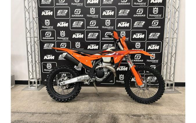 2027 KTM 350 XC-F