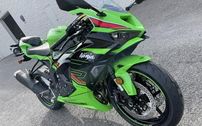 2024 Kawasaki Ninja ZX-6R Review [13 Fast Facts From the Track]