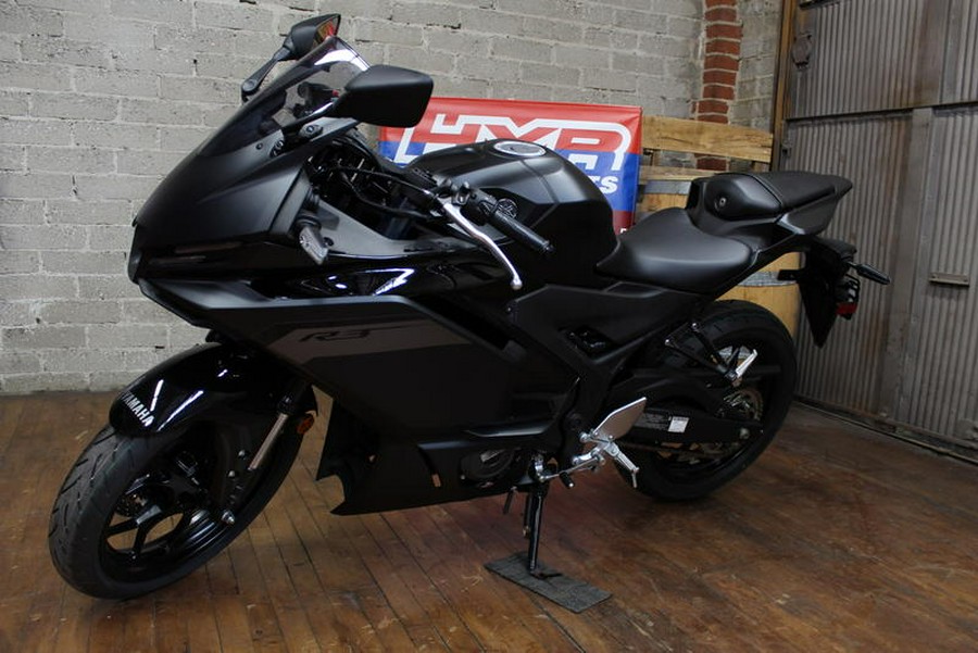 2025 Yamaha YZF-R3