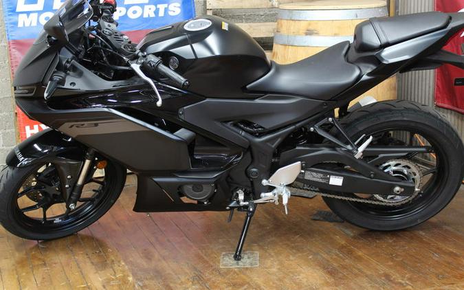 2025 Yamaha YZF-R3