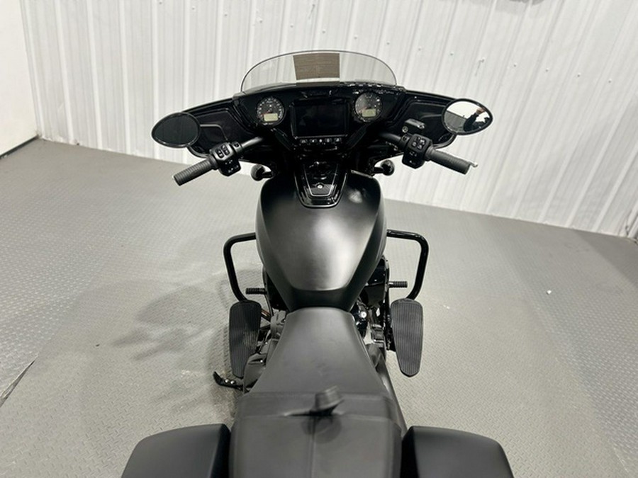 2025 Indian Chieftain PowerPlus Dark Horse Black Smoke