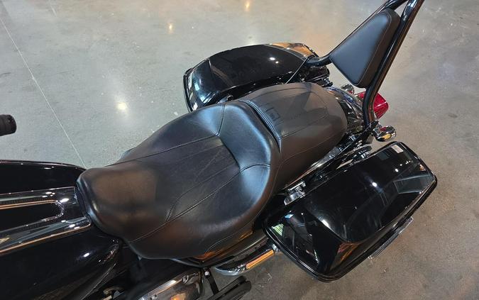 2000 Harley-Davidson® Electra Glide® Standard FLHT