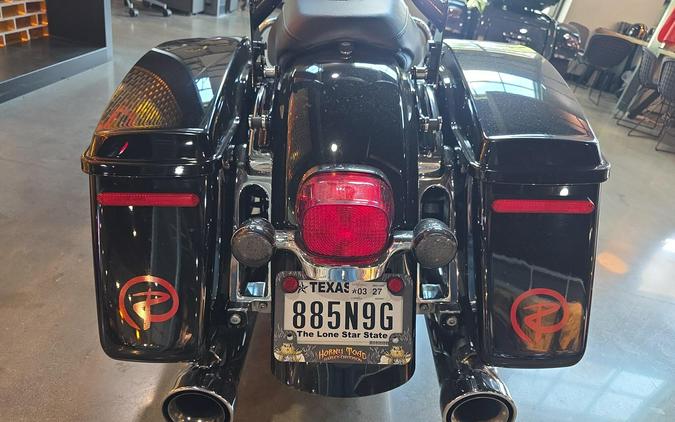 2000 Harley-Davidson® Electra Glide® Standard FLHT