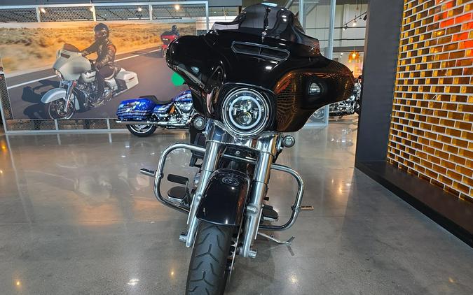 2000 Harley-Davidson® Electra Glide® Standard FLHT