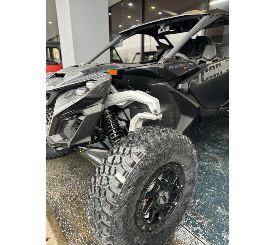 2024 Can-Am MAVERICK R XRS