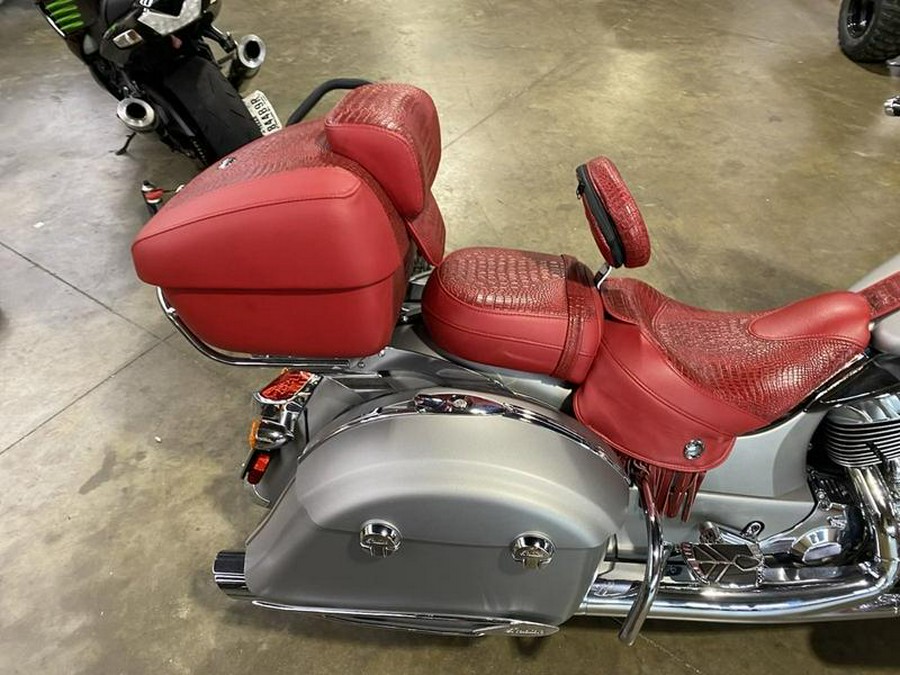 2016 Indian Motorcycle® Chieftain® Silver Smoke