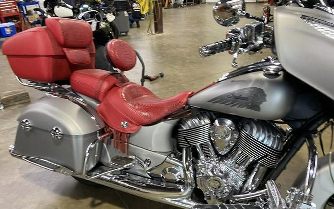 2016 Indian Motorcycle® Chieftain® Silver Smoke